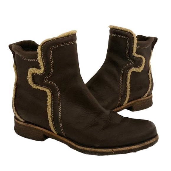 Timberland Shoes - Timberland Comforia Boots 61354 Genuine Leather Zip womens Ankle Boots Size 6M
